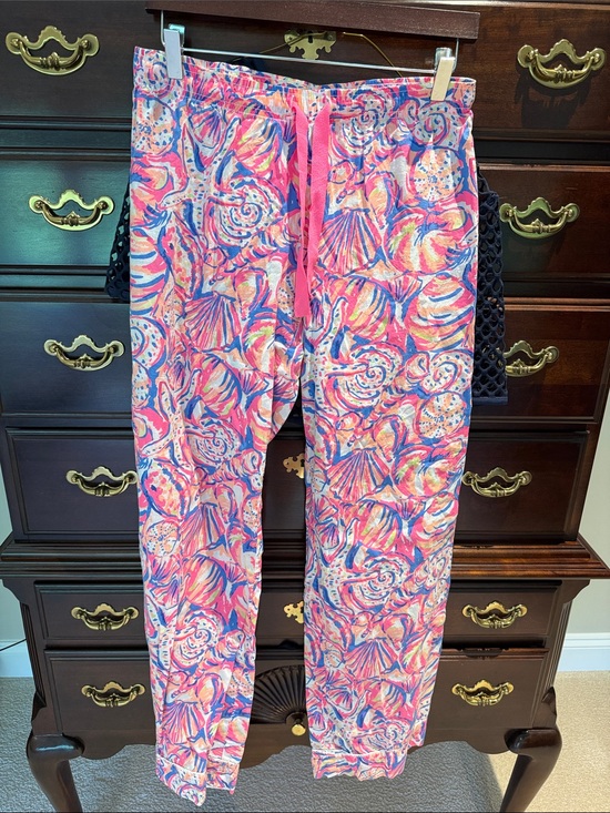 Lilly Pulitzer Other - Lilly Pulitzer Pink Multicolor Seashell Print pajamas